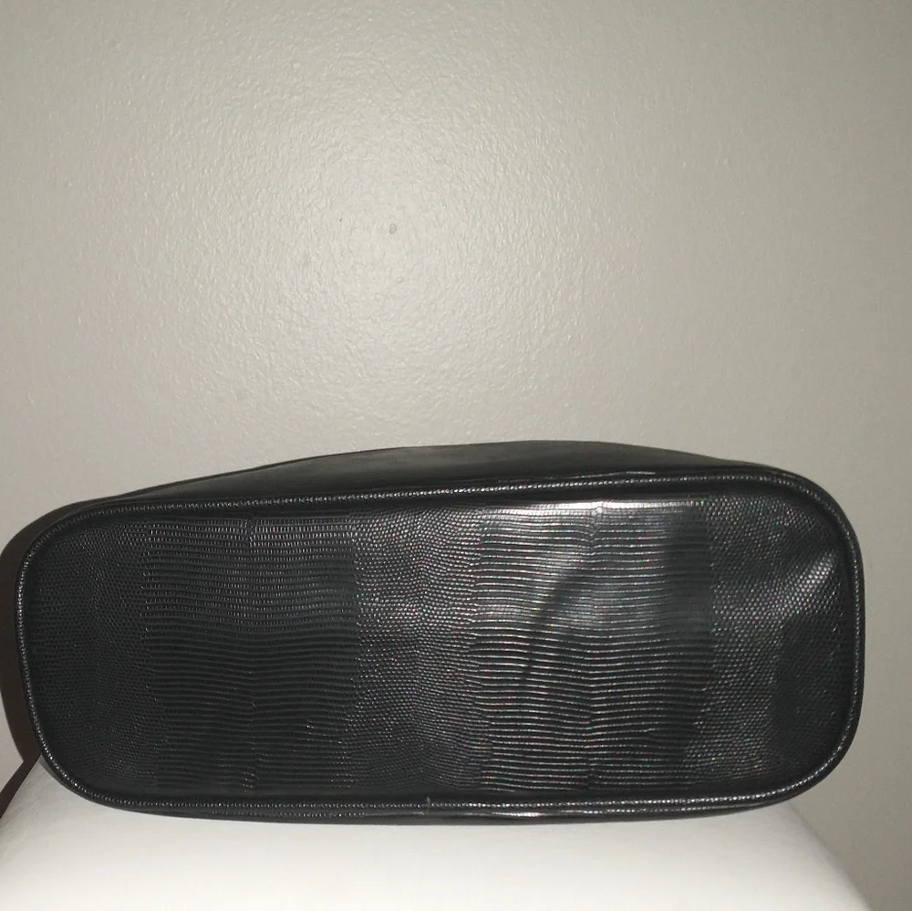 Magnetic Closure HandBag | Geir Ness Norway - Picture 8 of 11